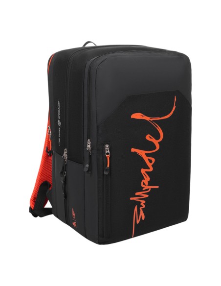 Bullpadel -Mochila Bullpadel BPM25008 Ionic Negra